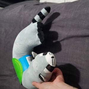 Critter piller travel pillow for kids